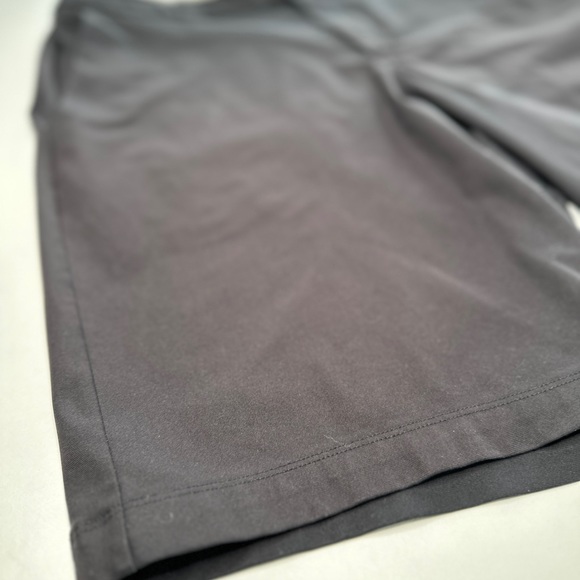 Lululemon Commission Short Relaxed 11” *WARPSTREAM* - Picture 3 of 6